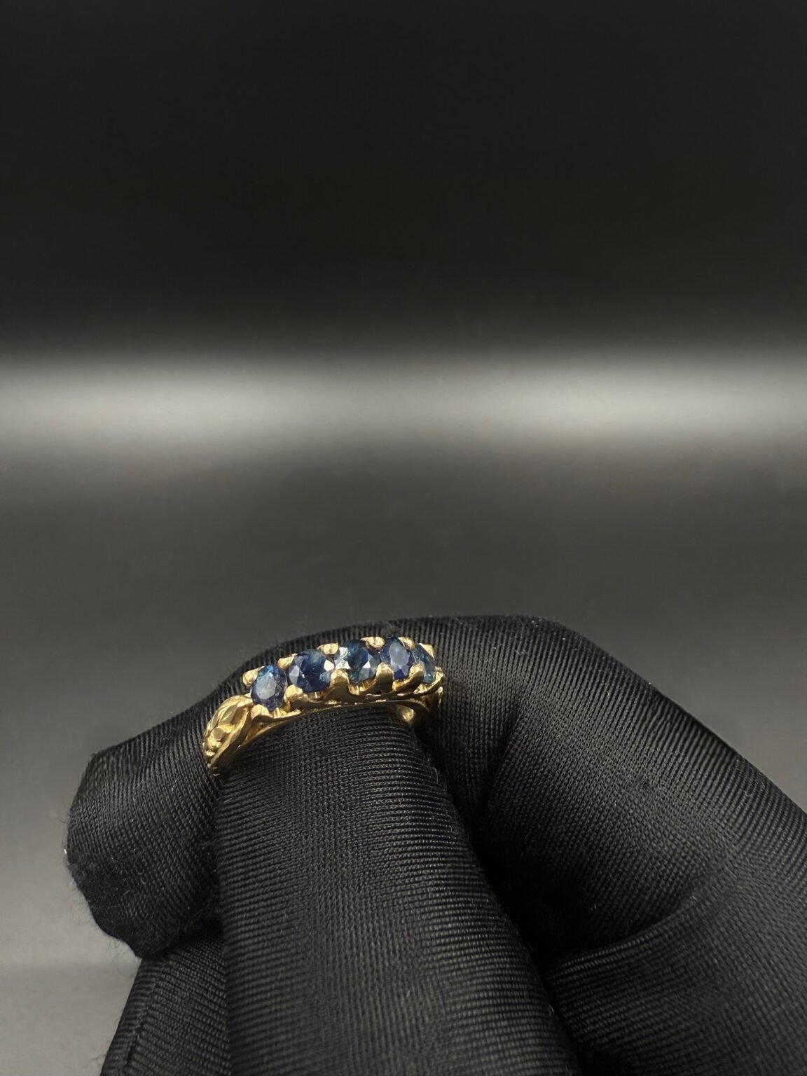10k gold natural sapphire ring