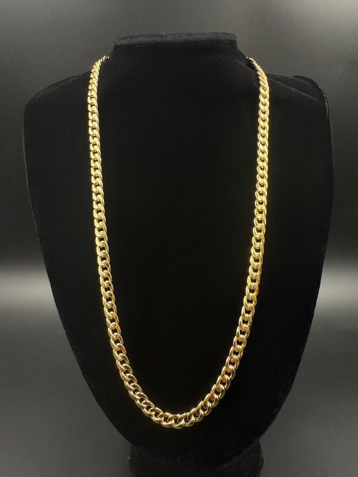 10k gold 7mm Cuban chain