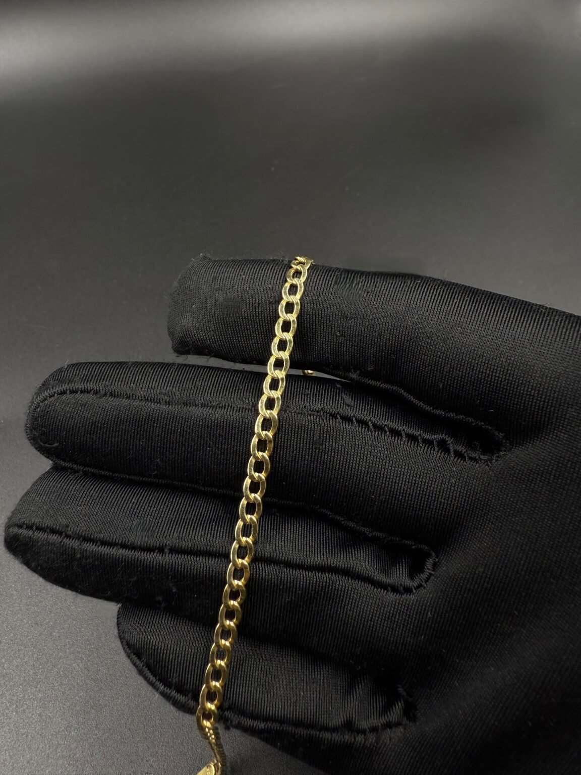 10k gold curb bracelet