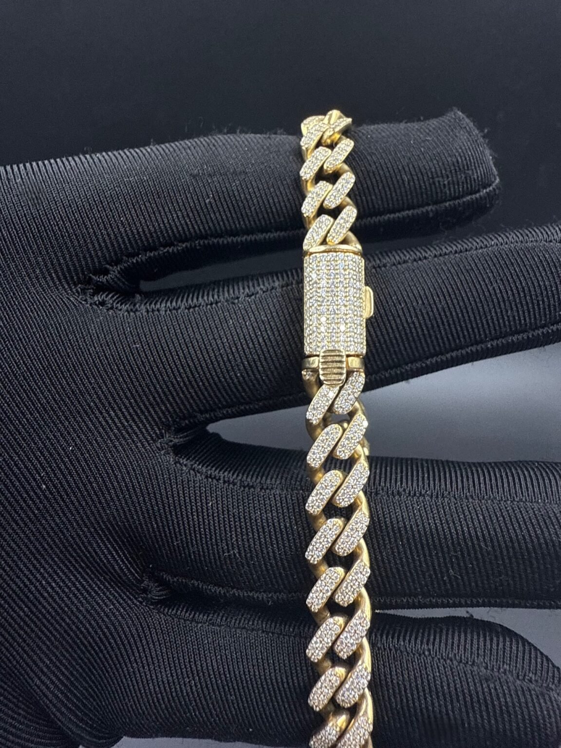 10k gold diamond bracelet