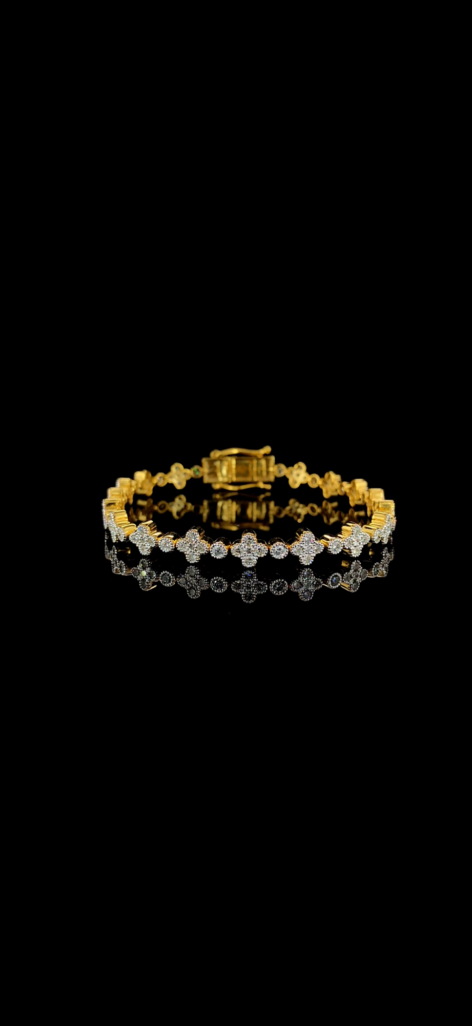 10k gold lab diamond  bracelet