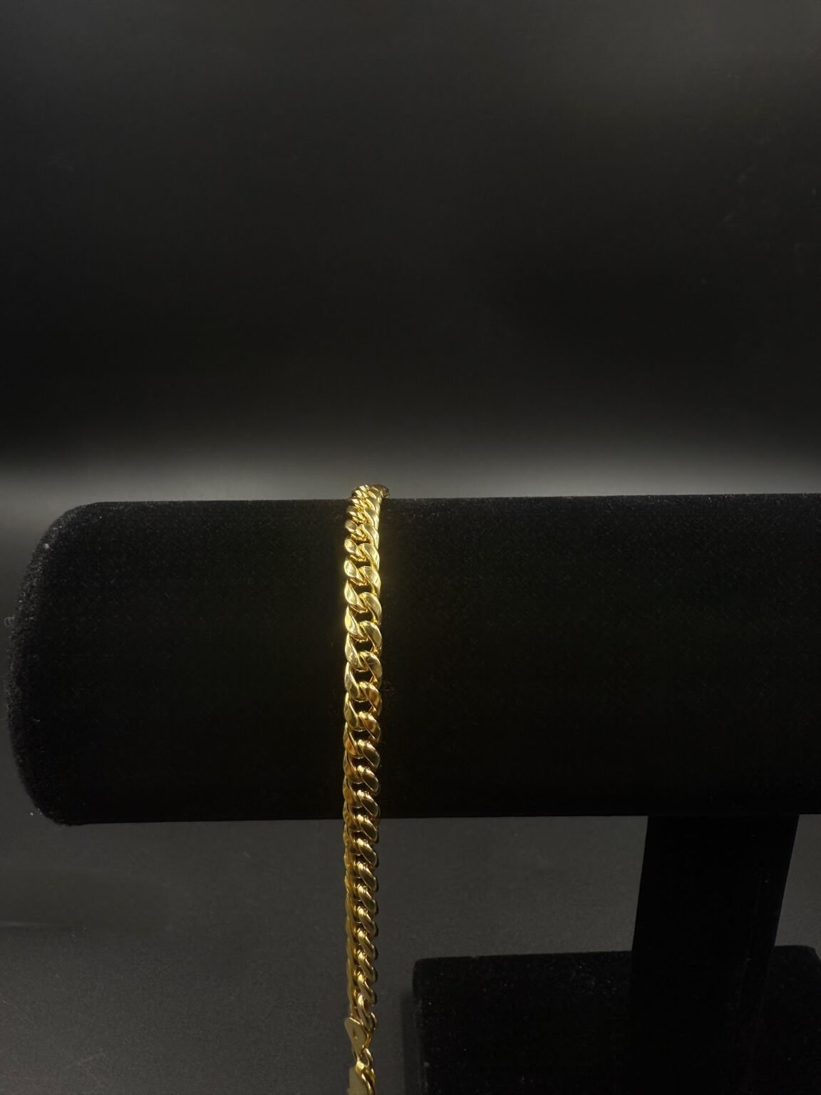 10k gold 5.5mm Cuban bracelet