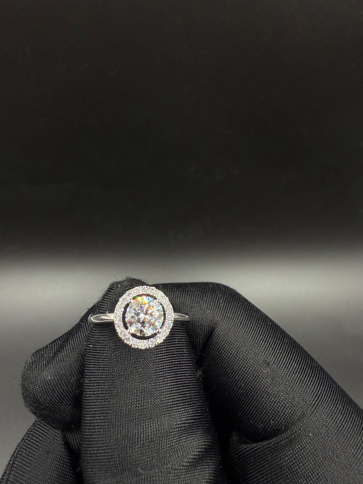 14k gold round lab diamond ring