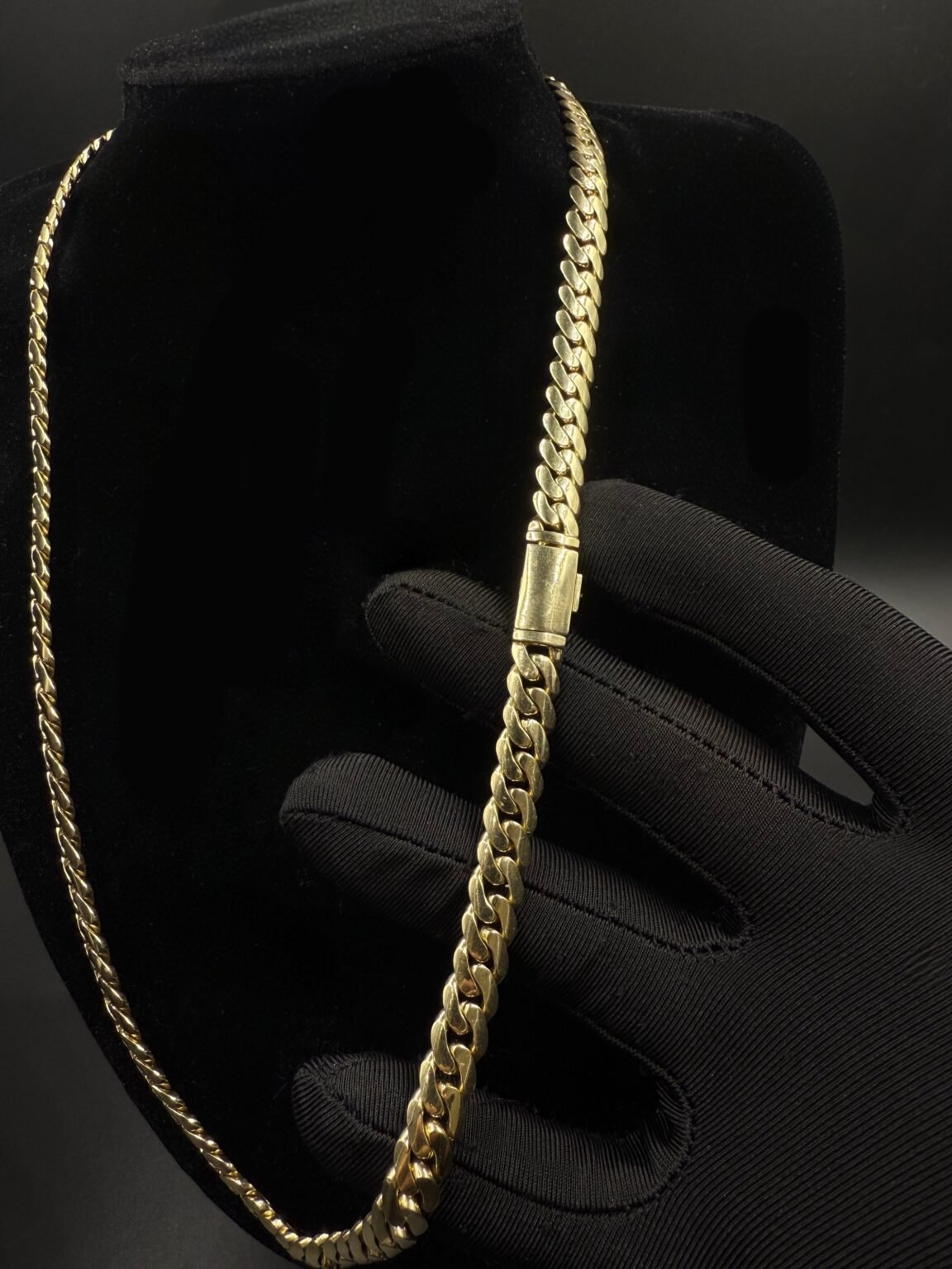 10k gold 7.8mm solid gold Cuban chain
